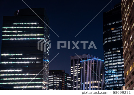 High-rise building group in Shinjuku 68699251