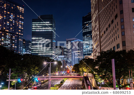 High-rise building group in Shinjuku 68699253