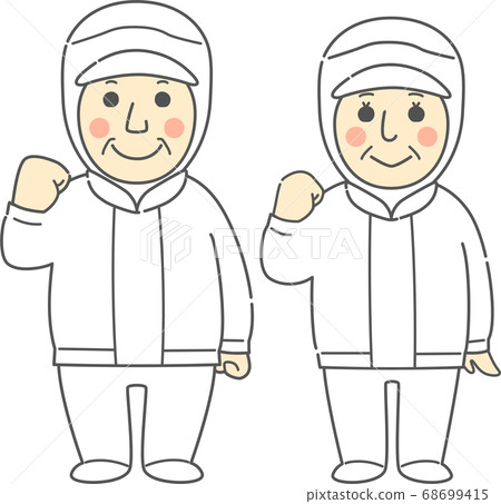 中老年男女穿無塵衣服去冒煙的姿勢微笑/白色 中老年男女穿無塵衣服去冒煙的姿勢微笑/白色 68699415