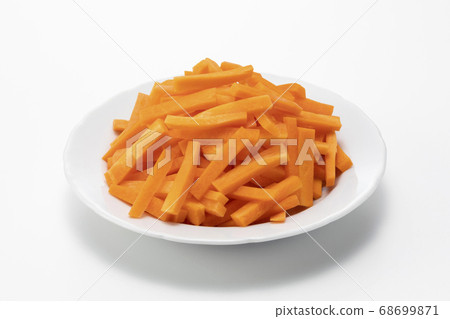 切碎的胡蘿蔔 68699871