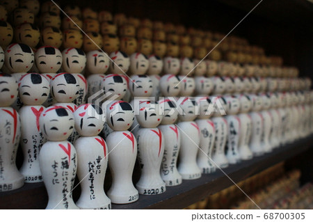 This is also a votive tablet This is also a votive tablet 68700305