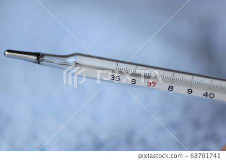 Thermometer 68701741