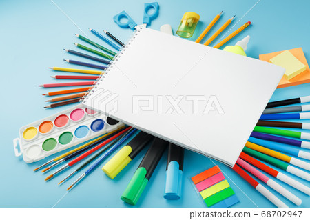 An album for drawing and creativity for school 68702947