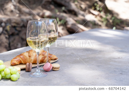 picnic with wine picnic with wine 68704142
