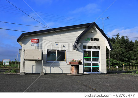 Kabutonuma Station (JR Hokkaido/Soya Main Line) Kabutonuma Station (JR Hokkaido/Soya Main Line) 68705477