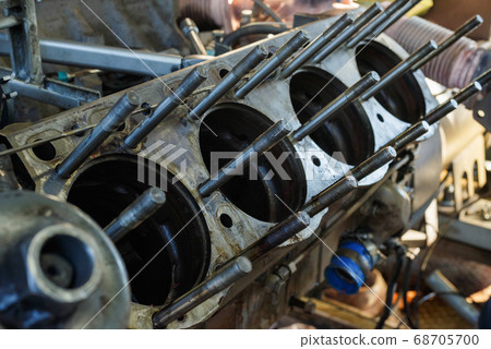 Engine cylinders diesel generator set without Engine cylinders diesel generator set without 68705700