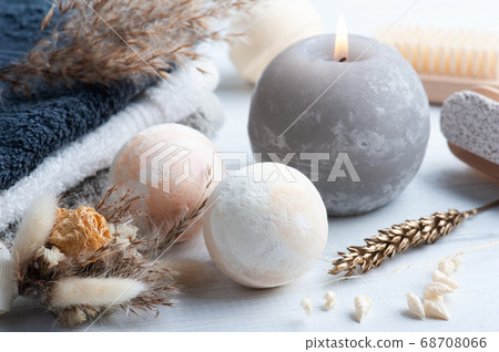 Bath bombs in spa composition Bath bombs in spa composition 68708066