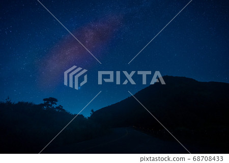 麻生的星空 68708433