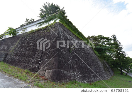 Corner tower and stone wall of Sendai Castle in Sendai City, Miyagi Prefecture, Tohoku 68708561
