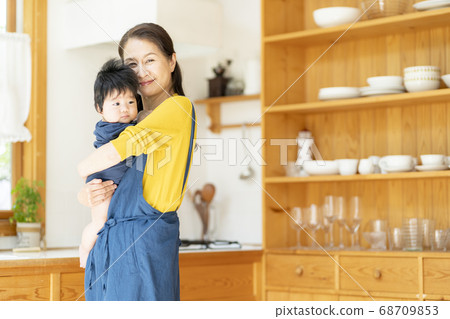 Temporary childcare worker image 68709853