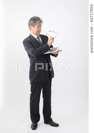 Full-body suit with a laptop PC President and CEO Checking sales and other PCs 68717668