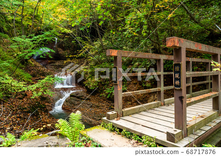 (Nagano Prefecture) Yonago Great Waterfall/Promenade Gongen Bridge (Nagano Prefecture) Yonago Great Waterfall/Promenade Gongen Bridge 68717876