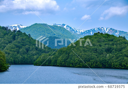 群馬縣水上市奧克通湖八木澤水壩 68719375