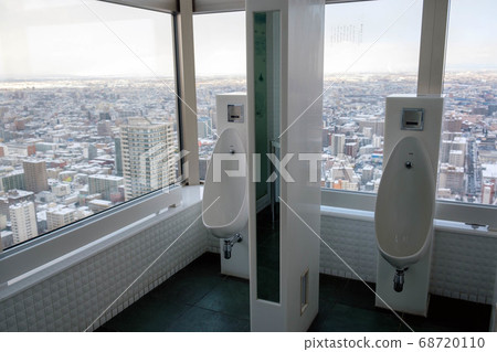 Toilet in the sky Toilet in the sky 68720110