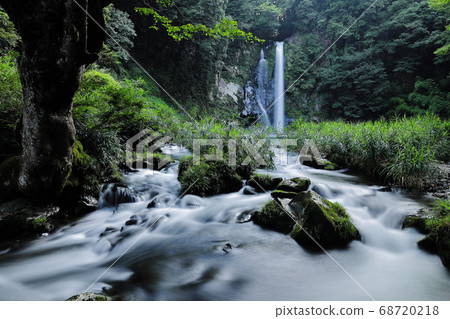 Hakodate waterfall Hakodate waterfall 68720218