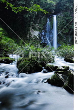Hakodate waterfall 68720220