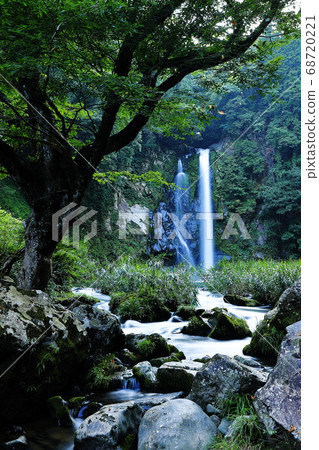 Hakodate waterfall Hakodate waterfall 68720221