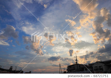 Evening sky and house 68721751