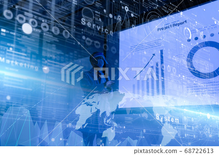 Scholar giving a presentation 68722613