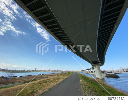 Katsushika Harp Bridge, taken in March 2020 Katsushika Harp Bridge, taken in March 2020 68724681