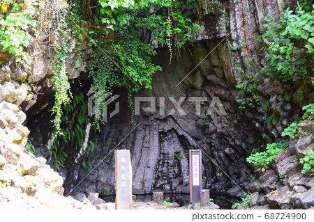 South Suzaku-dong [San'in Kaigan Geopark] 68724900