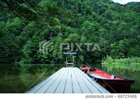 上高地_妙神池風光 上高地_妙神池風光 68725488