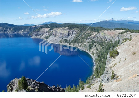 Crater Lake National Park Drive America Crater Lake National Park Drive America 68729207
