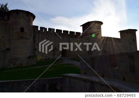 卡爾卡松城堡 68729493