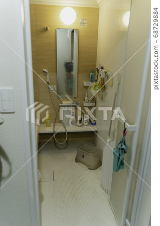 骯髒的浴室 骯髒的浴室 68729884