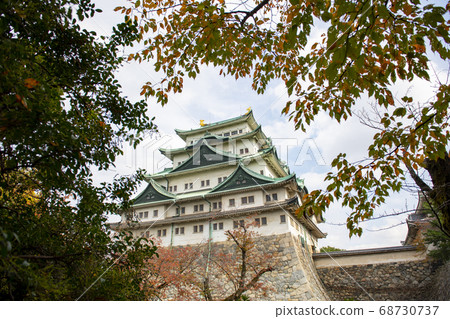 名古屋城堡在秋天 名古屋城堡在秋天 68730737