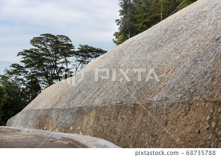 Slope retention engineering to prevent soil Slope retention engineering to prevent soil 68735788