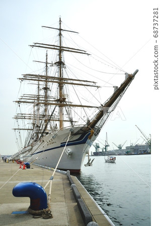 繫泊柱 繫泊柱 68737281