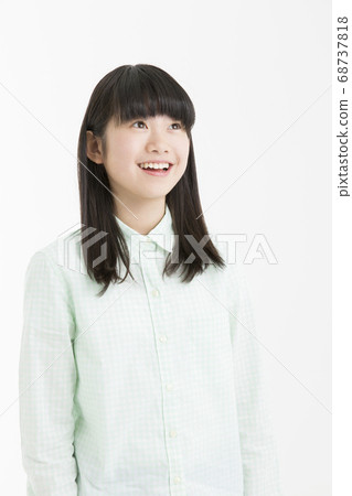 A girl with a smile 68737818