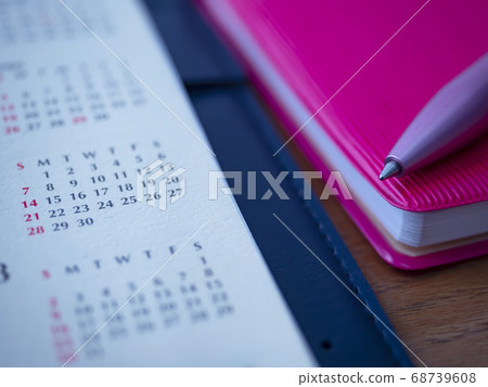 Business image · calendar · notebook · female Business image · calendar · notebook · female 68739608