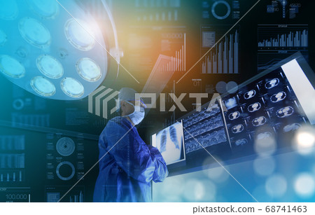 Medical staff in hospital Medical staff in hospital 68741463