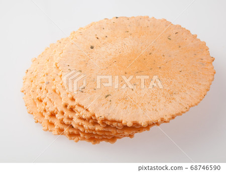 Shrimp rice cracker 68746590