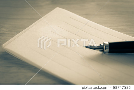 One-stroke note and fountain pen A cover letter with one-stroke note of Japanese paper A thank-you note with one-stroke note 68747525