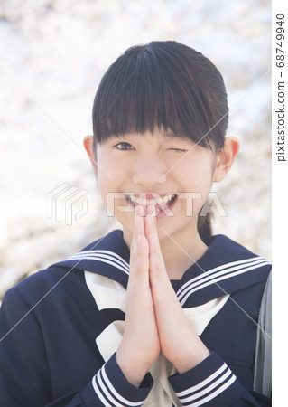 女初中生 68749940