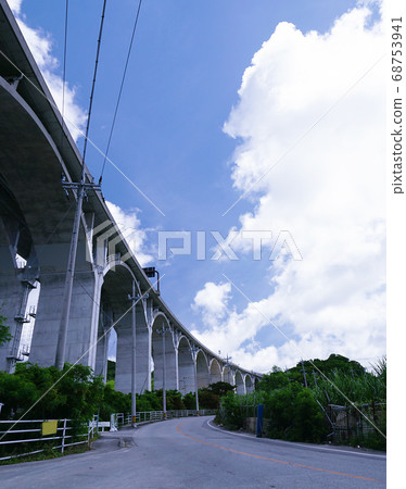 藍天和高速公路 藍天和高速公路 68753941