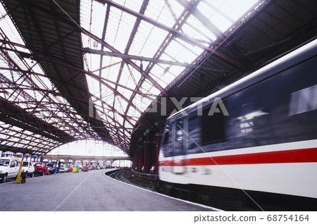 Liverpool Street Station Liverpool Street Station 68754164