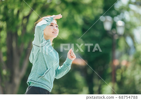 running woman running woman 68754788