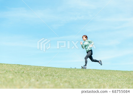 Running women 68755084
