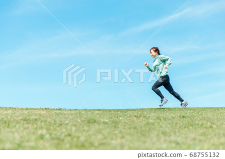 Running women Running women 68755132