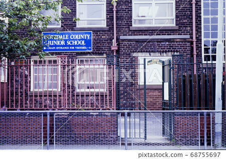 Liverpool school 68755697