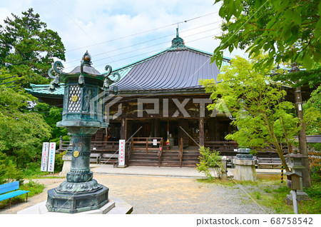 Makioyama Sefukuji Main Hall, Saigoku Sansansho No. 4th Fudasho Makioyama Sefukuji Main Hall, Saigoku Sansansho No. 4th Fudasho 68758542