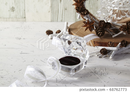 戒指盒概念 戒指盒概念 68762773