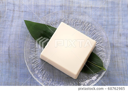 Cold yafu tofu with silken tofu 68762985