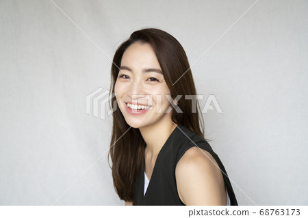 女人的肖像 女人的肖像 68763173