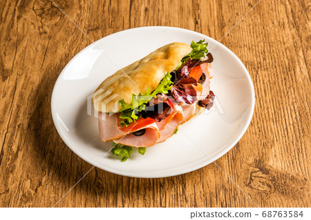 中東食物皮塔餅麵包三明治 中東食物皮塔餅麵包三明治 68763584