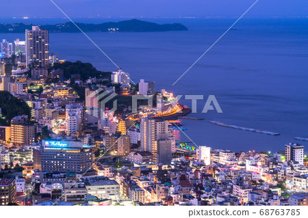 <Shizuoka Prefecture> Atami night view and resort area 68763785